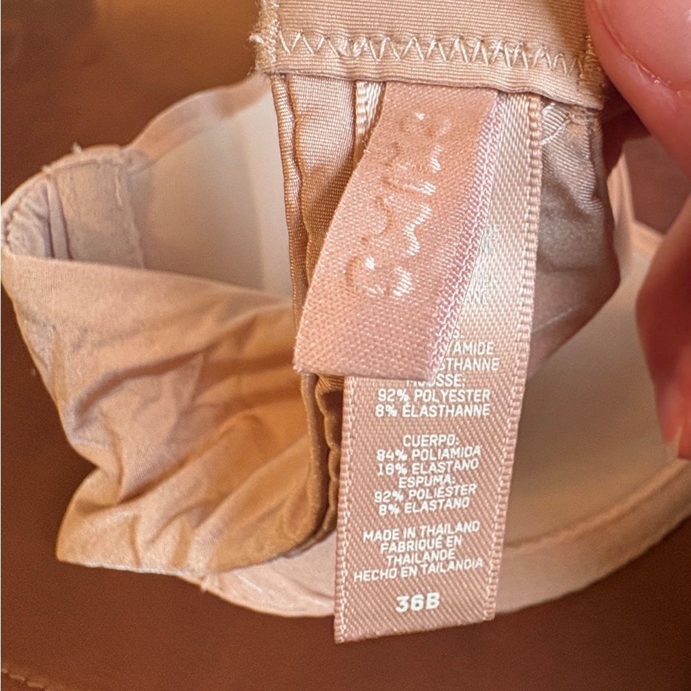 Skims 36B Bra